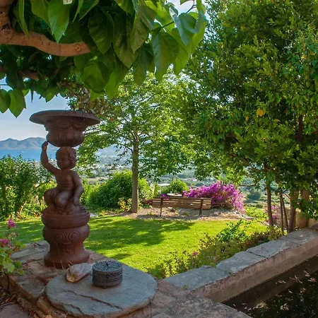Montofoli Wine Estate ヴィラ カリストス